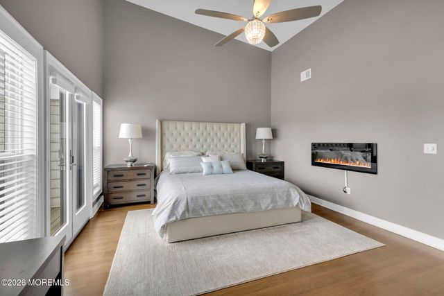 57 Bridgewaters Drive 23, Oceanport, NJ 07757