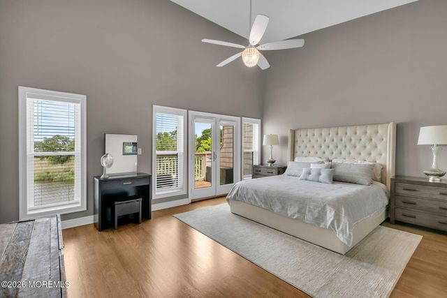 57 Bridgewaters Drive 23, Oceanport, NJ 07757