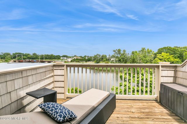 57 Bridgewaters Drive 23, Oceanport, NJ 07757