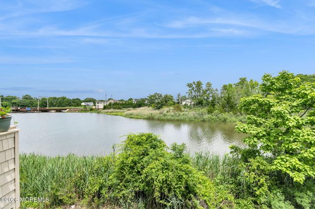 57 Bridgewaters Drive 23, Oceanport, NJ 07757