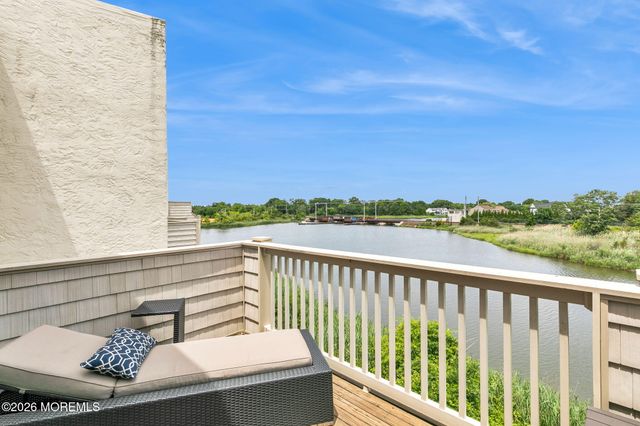 57 Bridgewaters Drive 23, Oceanport, NJ 07757