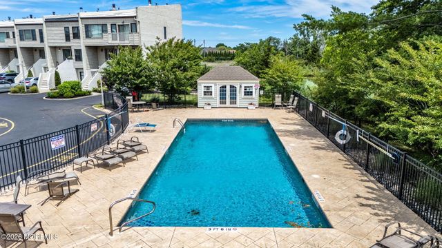 57 Bridgewaters Drive 23, Oceanport, NJ 07757