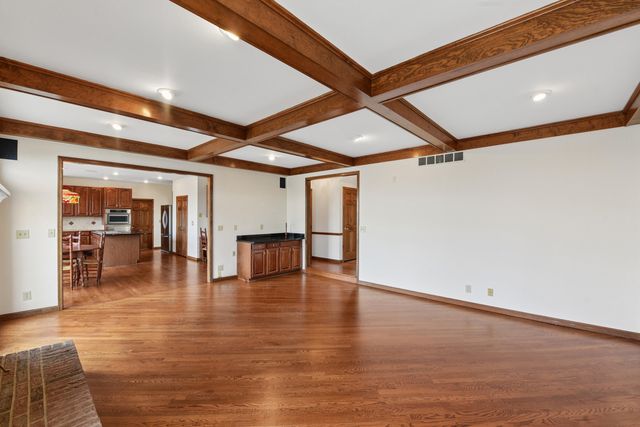 1 Colonel Pointe Drive, Wilder, KY 41076