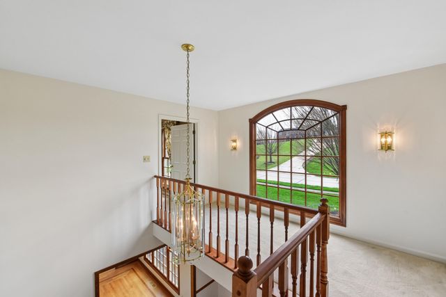 1 Colonel Pointe Drive, Wilder, KY 41076