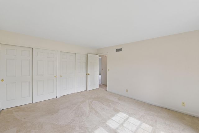 1 Colonel Pointe Drive, Wilder, KY 41076