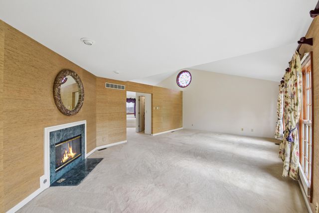 1 Colonel Pointe Drive, Wilder, KY 41076