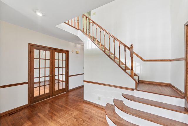 1 Colonel Pointe Drive, Wilder, KY 41076