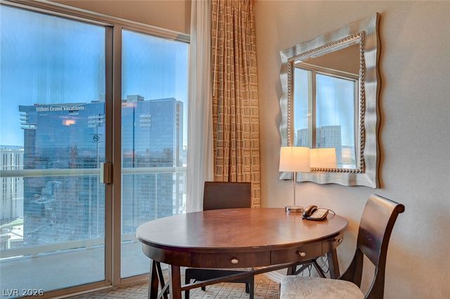 135 East Harmon Avenue 3605, Las Vegas, NV 89109