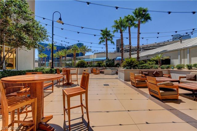 135 East Harmon Avenue 3605, Las Vegas, NV 89109