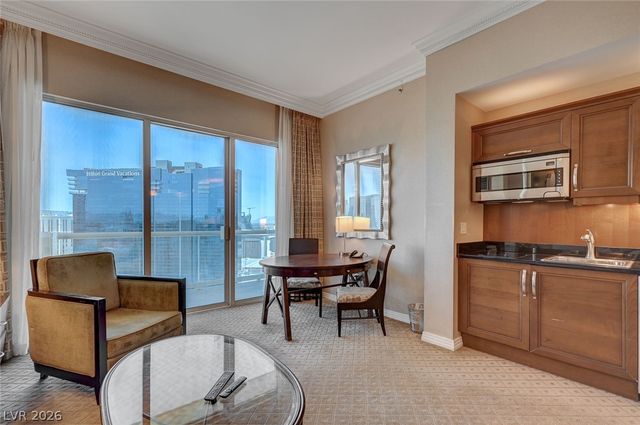 135 East Harmon Avenue 3605, Las Vegas, NV 89109