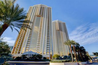 135 East Harmon Avenue 3605, Las Vegas, NV 89109