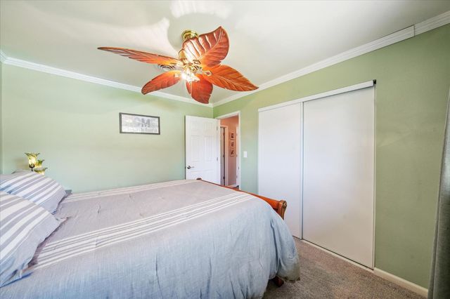 2912 Squire Ave, Redding, CA 96002