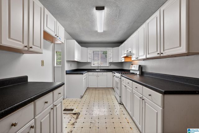 1501 16TH WAY SW, Birmingham, AL 35211