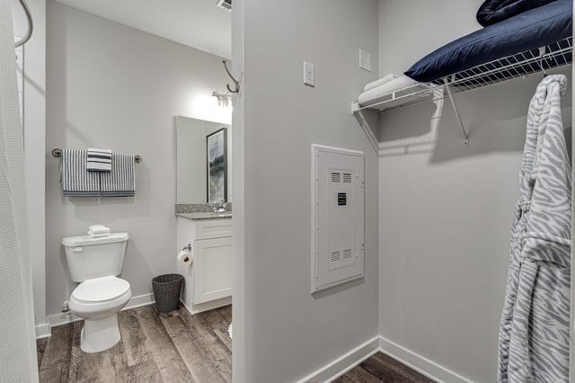 782 Riverfront Parkway 415, Chattanooga, TN 37402