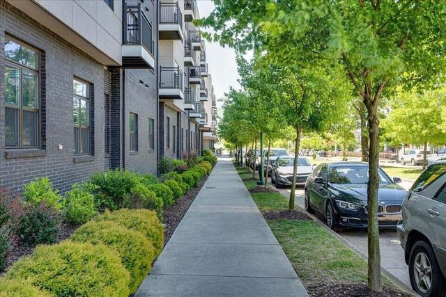 782 Riverfront Parkway 415, Chattanooga, TN 37402