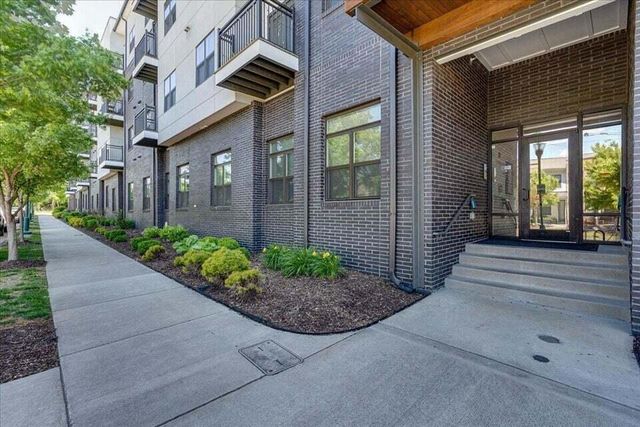 782 Riverfront Parkway 415, Chattanooga, TN 37402