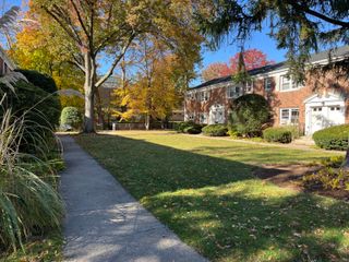 20 North Street 12-2, Stamford, CT 06902