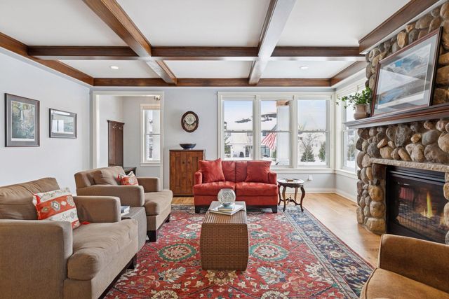 11314 Sunflower Lane N, Lake Elmo, MN 55042