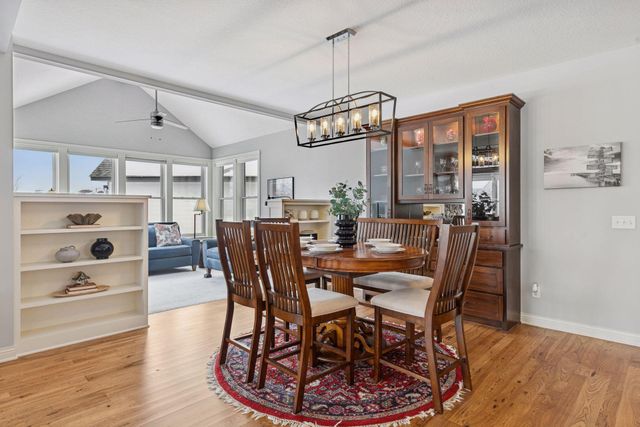 11314 Sunflower Lane N, Lake Elmo, MN 55042