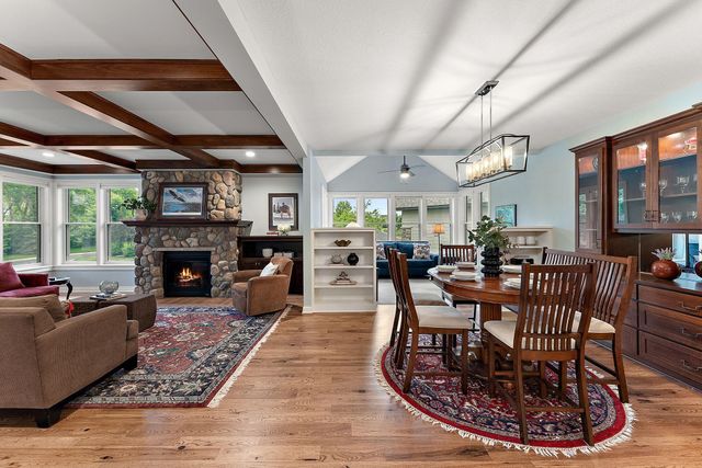 11314 Sunflower Lane N, Lake Elmo, MN 55042