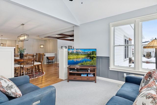 11314 Sunflower Lane N, Lake Elmo, MN 55042