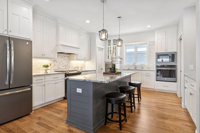 11314 Sunflower Lane N, Lake Elmo, MN 55042