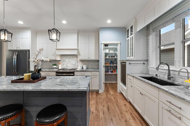 11314 Sunflower Lane N, Lake Elmo, MN 55042