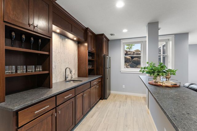 11314 Sunflower Lane N, Lake Elmo, MN 55042