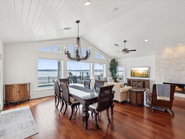 450 22ND STREET, Belleair Beach, FL 33786