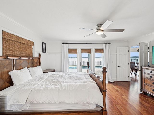 450 22ND STREET, Belleair Beach, FL 33786
