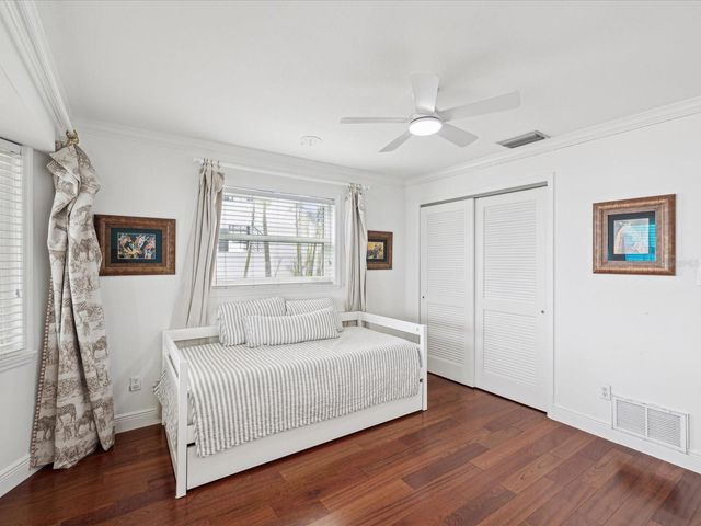 450 22ND STREET, Belleair Beach, FL 33786