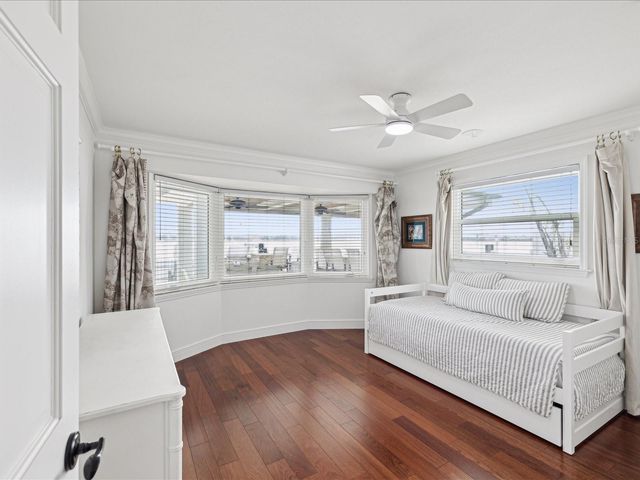 450 22ND STREET, Belleair Beach, FL 33786