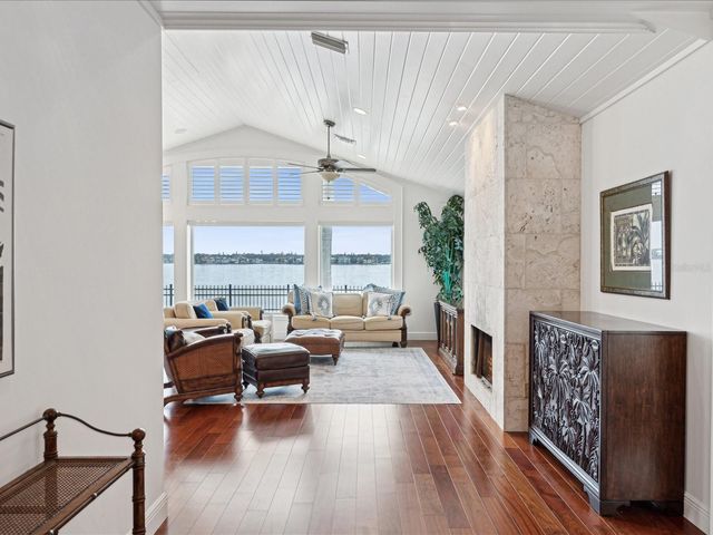 450 22ND STREET, Belleair Beach, FL 33786