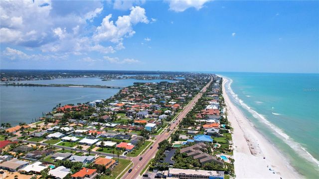 450 22ND STREET, Belleair Beach, FL 33786