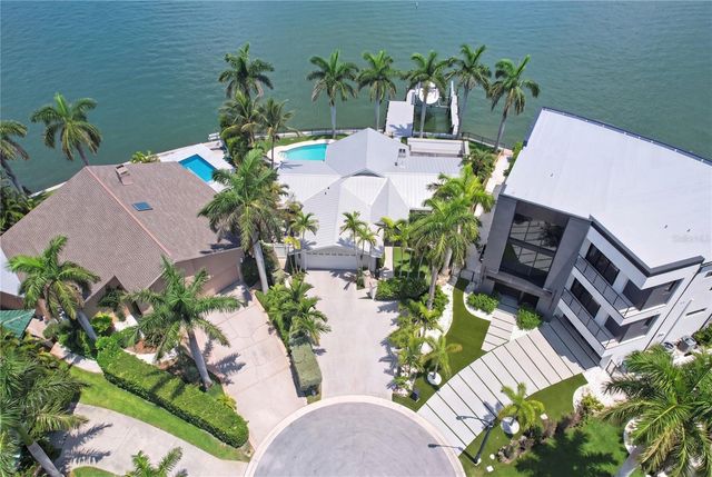 450 22ND STREET, Belleair Beach, FL 33786