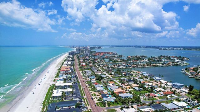 450 22ND STREET, Belleair Beach, FL 33786