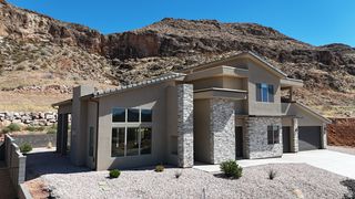 384 N 200 E, La Verkin, UT 84745