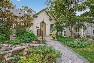 1158 Woodmere Pl, Plainfield City, NJ 07062