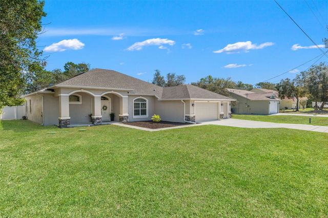 8392 CHRISTOPHER LANE, Weeki Wachee, FL 34613