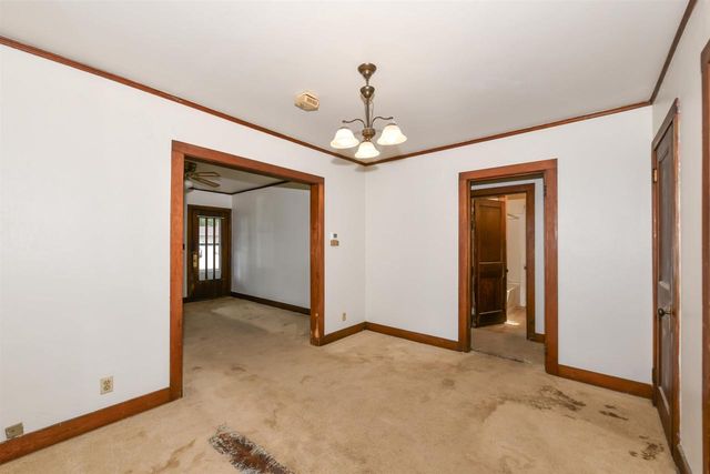 1521 Mineral Point Avenue, Janesville, WI 53548