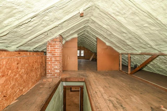 1521 Mineral Point Avenue, Janesville, WI 53548