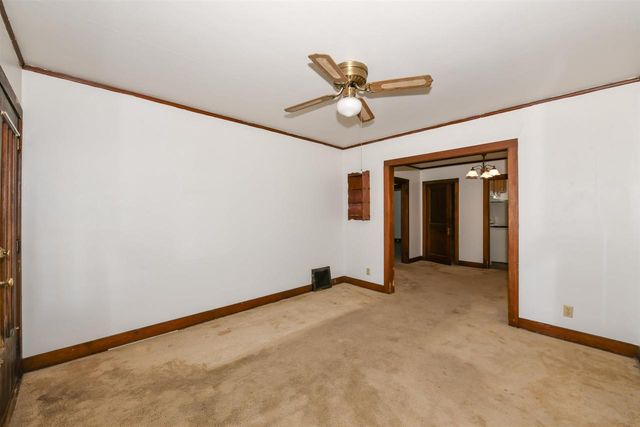 1521 Mineral Point Avenue, Janesville, WI 53548