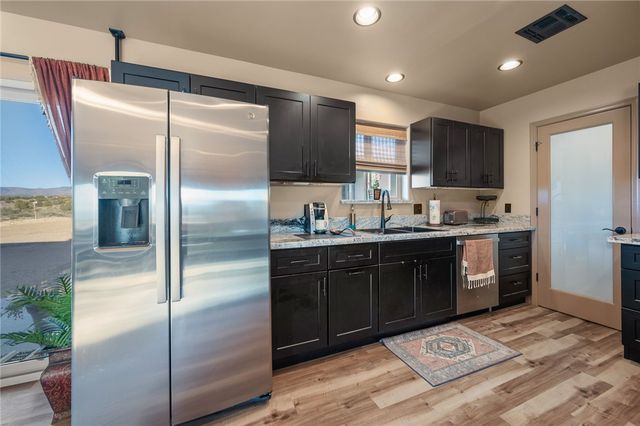 14025 E Mona Drive, Kingman, AZ 86401