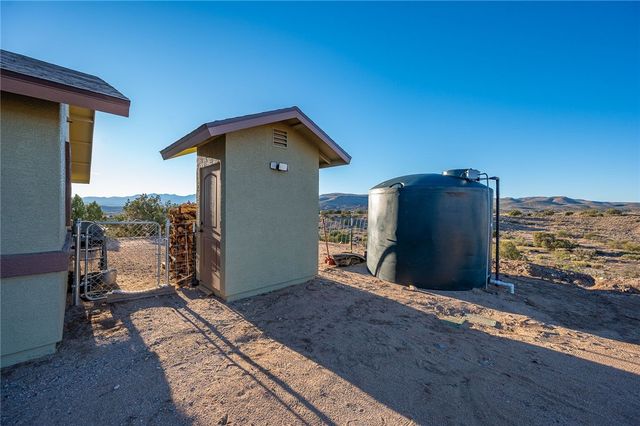 14025 E Mona Drive, Kingman, AZ 86401