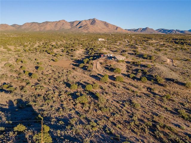 14025 E Mona Drive, Kingman, AZ 86401