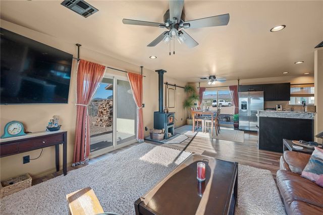 14025 E Mona Drive, Kingman, AZ 86401