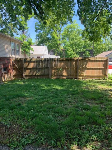 424 N Lincoln Street, Bloomington, IN 47408