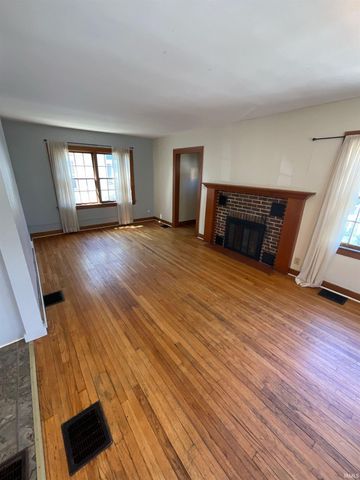 424 N Lincoln Street, Bloomington, IN 47408