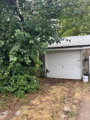 2239 N Kansas Avenue, Springfield, MO 65803