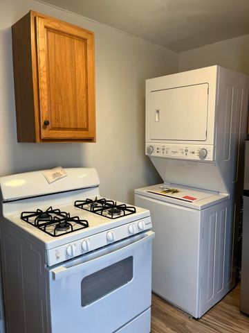 2239 N Kansas Avenue, Springfield, MO 65803